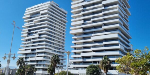 Metrovacesa hands over the first homes at Málaga Towers Living and moves forward with improvements to its surroundings and redevelopment
